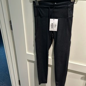 Zyia Shimmer Drawstring Luxe 7/8 24" Size 2 NWT